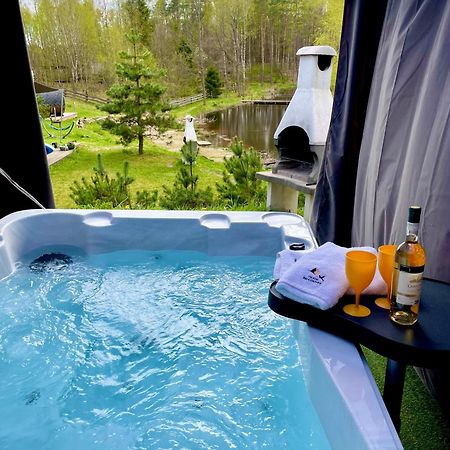 Osada Skoczkowo Komfortowe Domki Z Jacuzzi Nad Jeziorem- Sauna- Balia- Prywatny Staw Wedkarski Podiazy Esterno foto