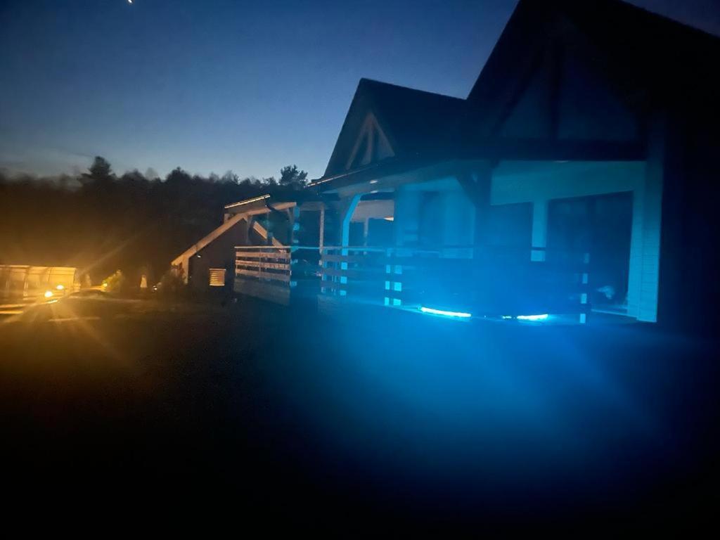 Osada Skoczkowo Komfortowe Domki Z Jacuzzi Nad Jeziorem- Sauna- Balia- Prywatny Staw Wedkarski Podiazy Esterno foto
