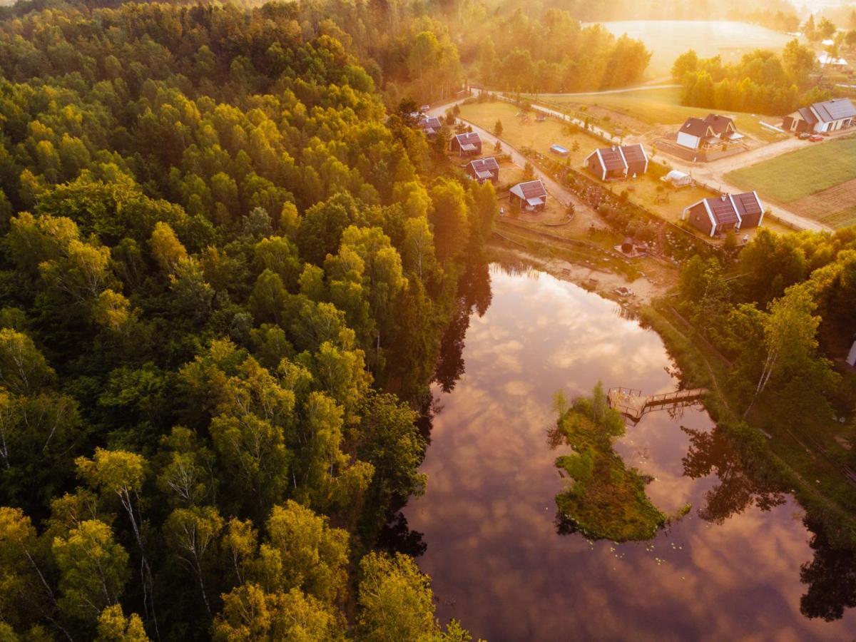 Osada Skoczkowo Komfortowe Domki Z Jacuzzi Nad Jeziorem- Sauna- Balia- Prywatny Staw Wedkarski Podiazy Esterno foto