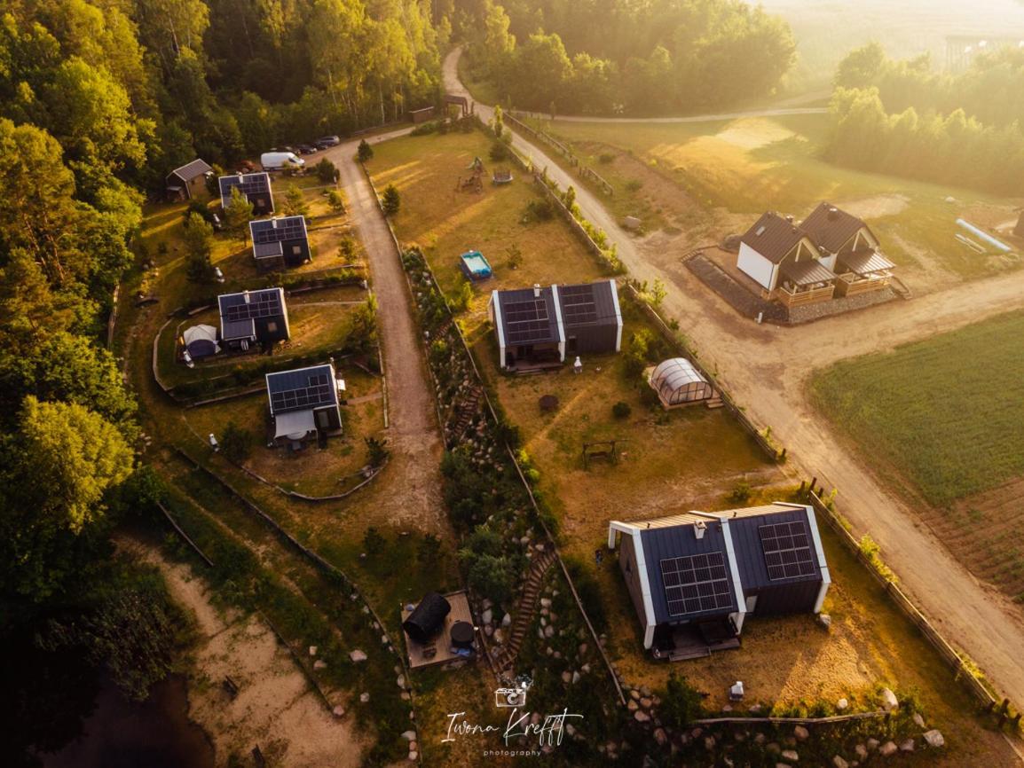 Osada Skoczkowo Komfortowe Domki Z Jacuzzi Nad Jeziorem- Sauna- Balia- Prywatny Staw Wedkarski Podiazy Esterno foto